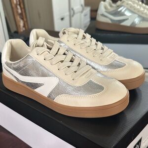 Dolce Vita Cream and Silver Women's Sneakers